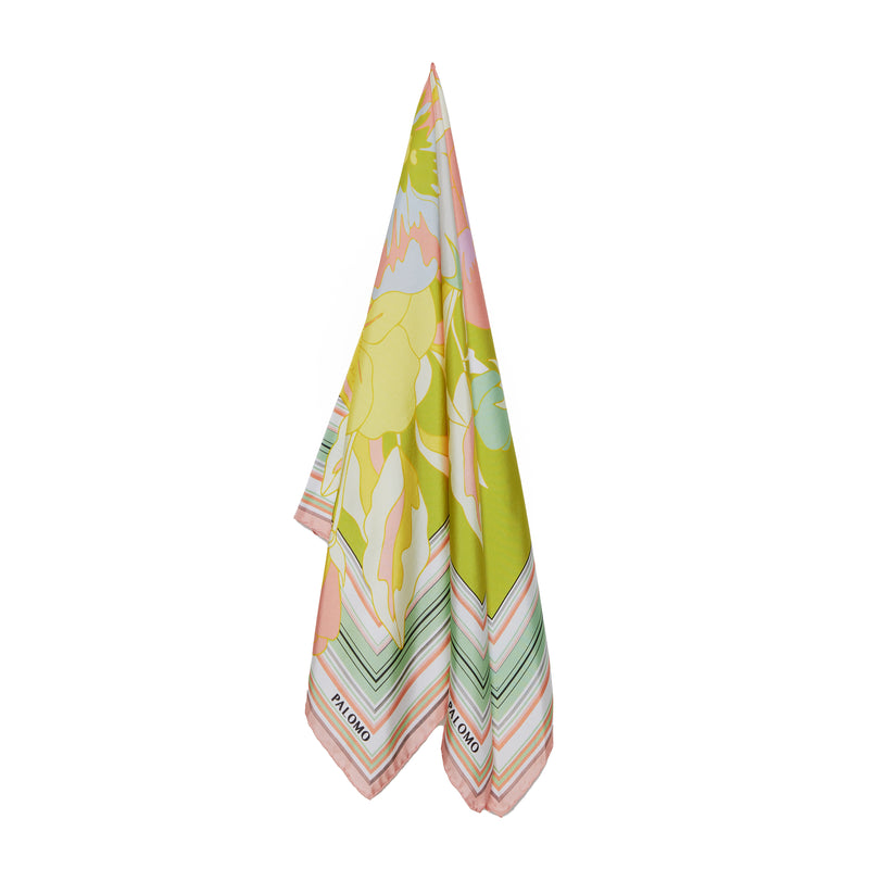 Pañuelo de seda con ramo de colores pastel